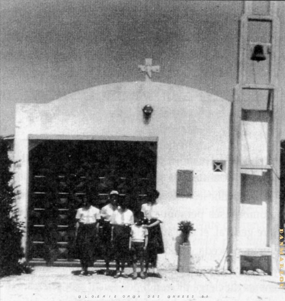 ORAN CHAPELLE ST ANNE SANCHIDRIAN.JPG